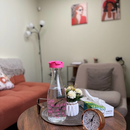 "Прага" (СПб, пр. Загородный, 5Д)